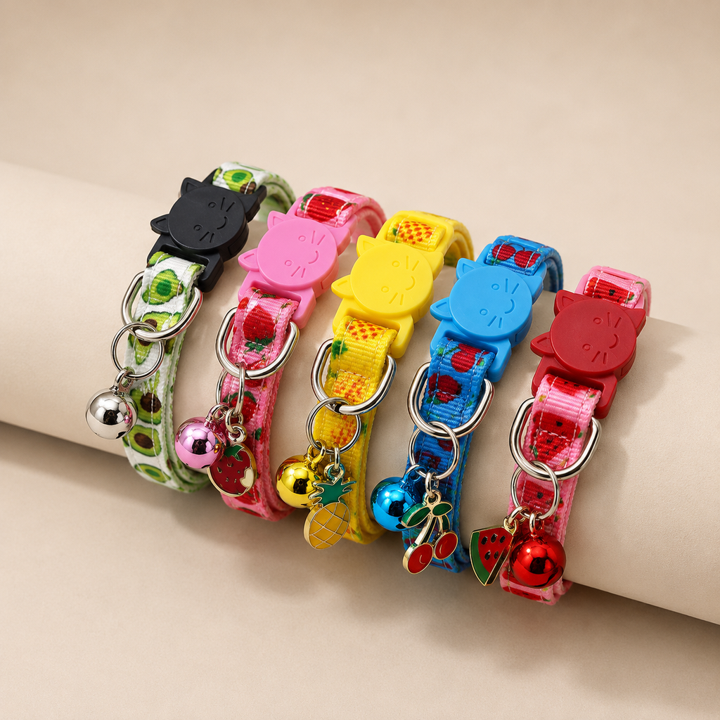 Adjustable Cat Collar with Bell – Cute Fruit Print Pet Collar for Cats & Small Dogs – Durable British Style Safety Strap, 18-30cm